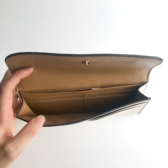 Authentic COACH Leather Wallet - Picture 4 of 5